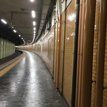 西元町駅の利用者は少ない