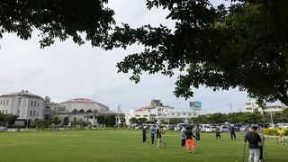 那覇港の近くです