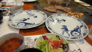 リーズナブルに鉄板ステーキ