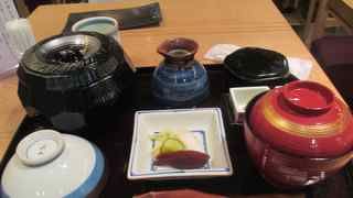 駅地下なので便利