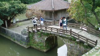 沖縄戦をも生き延びた最も美しいアーチ橋遺構