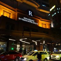 外観は結構シンプルです。