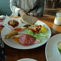 朝食では特に菓子パンがおいしかったです。