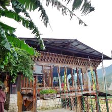 田圃にあるカフェ