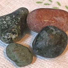 キツネ石と蛇紋岩