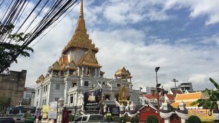 チャイナタウンのワットトライミット