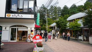 【旧軽井沢】 観光客で賑わう旧軽井沢銀座！