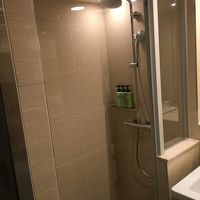 シャワーしかありませんが、不便ではありません。