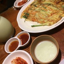 キュウイマッコリとヘムルパジョン