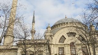 スリムなシルエット 