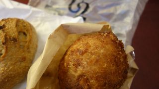 Onomichi U2内のパン屋さん　＠ブッチベーカリー