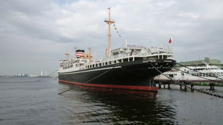 キャビンや機関室など見学可能。