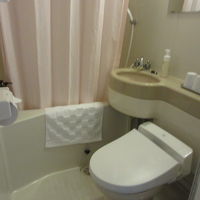 トイレとお風呂が一緒。洗面所も狭い