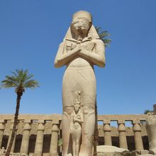 ラムセス２世像