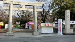 鹿もいる大きな神社です。