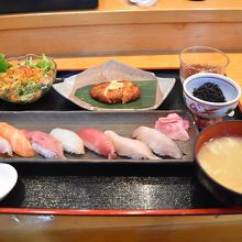 寿司膳（イカメンチ付）