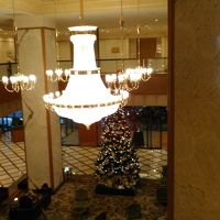 二階から見たロビー