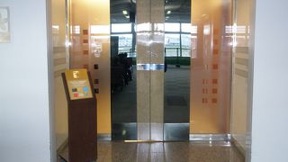 おしぼりが置いてない