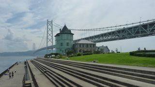 舞子の六角堂として親しまれる