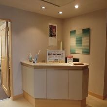 利用料金は￥３００ー。空港内の飲食店よりお得です?!