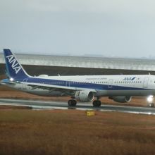 ＡＮＡ新機材「Ａ３２１」も就航中です。