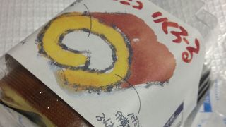 ロールケーキはまあまあ