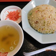 チャーハン　６３１円