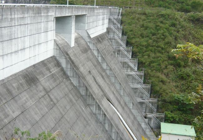 河平ダム