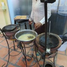 スタッフが作っていました