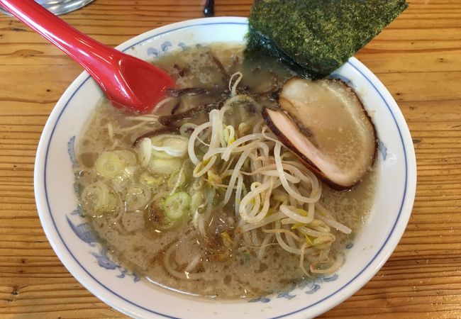 あさぎり町のラーメン店です