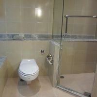 バスタブとシャワールームがあります