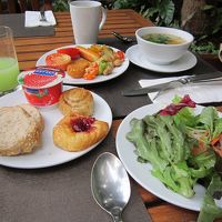 朝食ビュッフェ