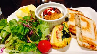 カフェ・カトル・ヴァン・ヌフ