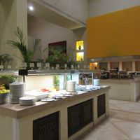 朝食レストラン