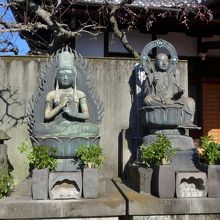 金銅仏と地蔵菩薩像