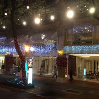 イルミネーションされた正面