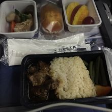 メイン、ビーフでした。