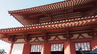 五重塔と対のようになっています