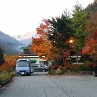 ■山荘前の 駐車場