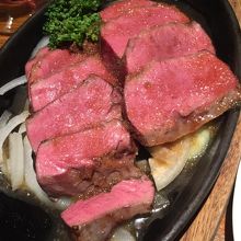 お肉とワイン。最高。