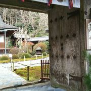 建礼門院ゆかりの尼寺です