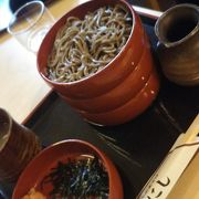 神様詣れば蕎麦食せ。