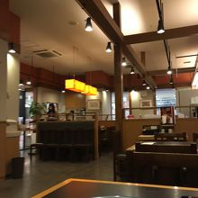 横濱軒松江店、店内の雰囲気。