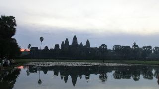 1度は見たかったアンコールワットのサンライズ