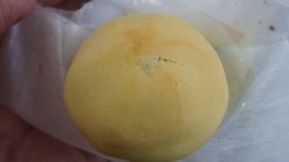 朝早くから開いている和菓子屋さんには名店が多いような気がします