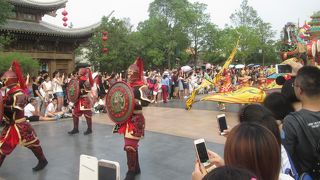 ディズニー パレード (米奇童話専列)