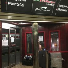 行き先によってゲートは固定