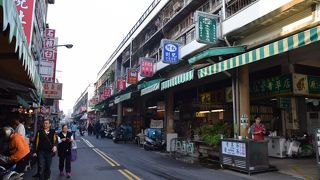 本当に美食街！