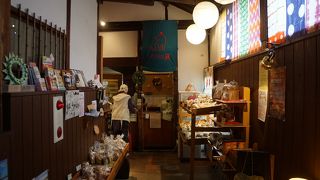 有松の旧家、神半邸の中にあるパン屋さん