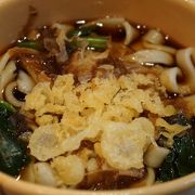 ペロンとした麺に程よい味加減